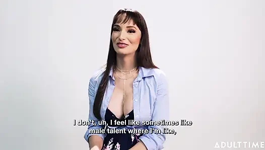 Lexi luna yaramaz bir seks oyuncağı partisine ev sahipliği yaptı!