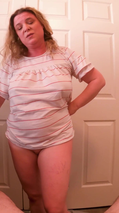 Stepmom helps cum in the morning | Clip 3