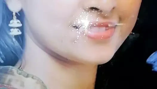 Sri divya boşalmak haraç ve yüz kahrolası