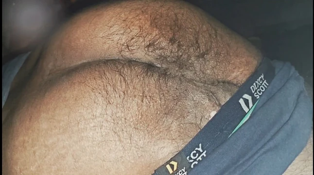 Индиец мой лучший друг с большой задницей в первый раз показывает анал