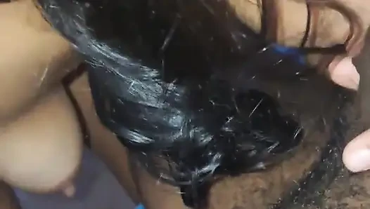 BIR SÜRE SONRA SUSU KıLLı AMıNıN KAYıNBIRADERI TARAFıNDAN SIKILMESINE IZIN VERIYOR