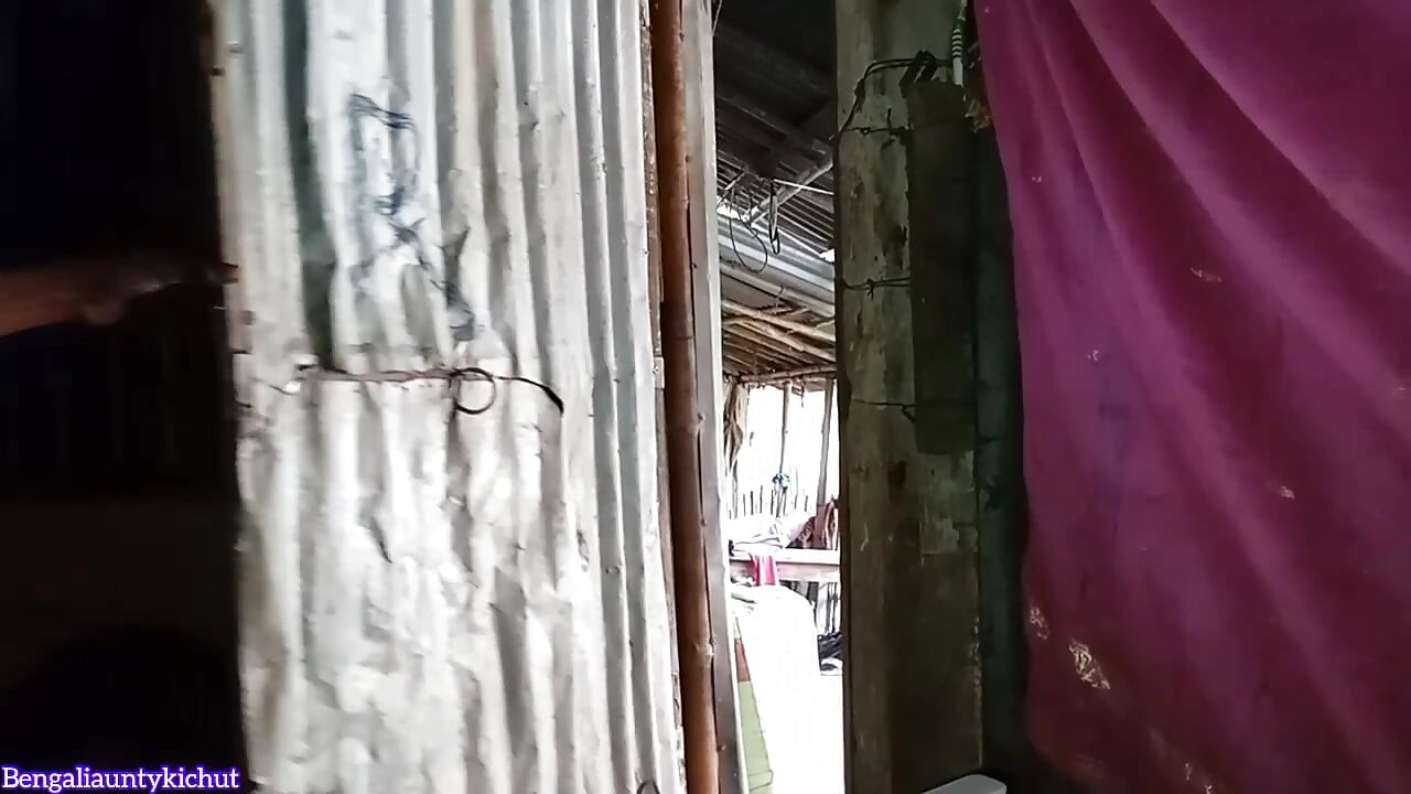 Bengalliauntykichut tarafından 25 din badi ke sath chudai ki