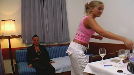 ich habe selten so eine geile Lesben Fotze und schoene Titten gesehen hammer zum wichsen