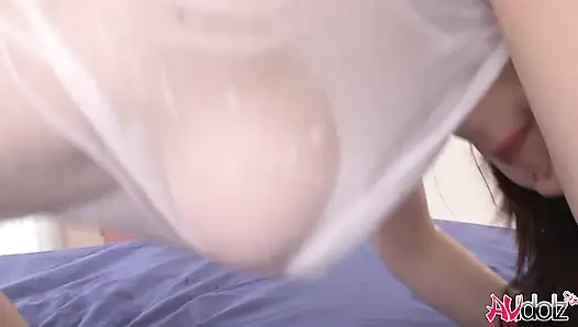 Japon kız, Aki sansürsüz sert seks yaptı.