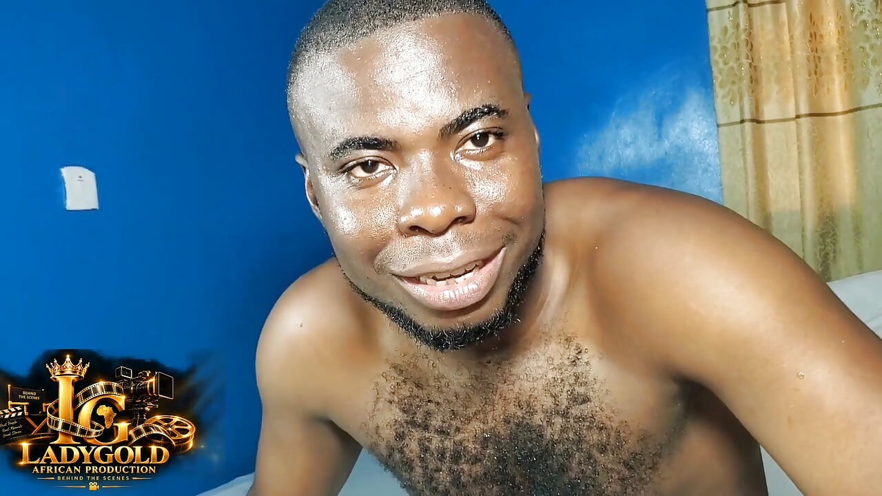 Vickyboy tatlı yarağım ladygold'a karşı tatlı porno