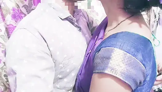 Marathi rani vahini baldız ilk kez dondurmayla yarak emiyor ve sikişiyor