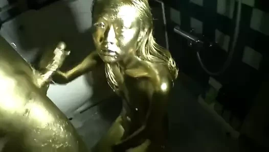 Altın boyalı japon seks