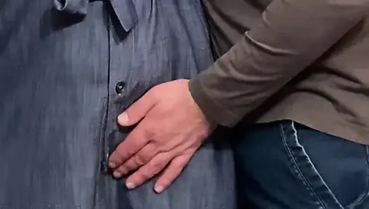 Sapık üvey erkek kardeş metroda amımı ovuyor