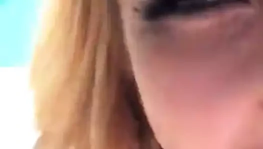 Amerikan kız havuzda antonio tarafından becerdin