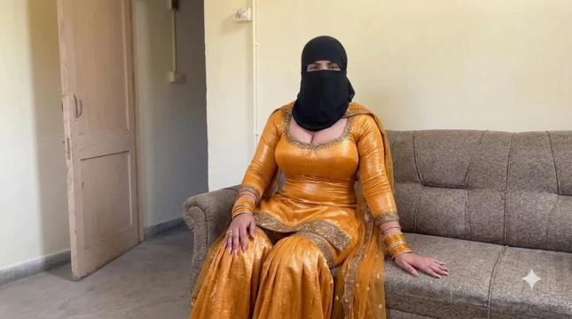 parlak ipeksi saten takım salwar cross dresser hint bhabhi büyük göğüsler