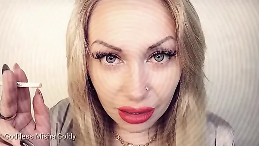 Büyüleyici ASMR'nin orgazm inkarı ile vuruş ve sigara içme teşviki!