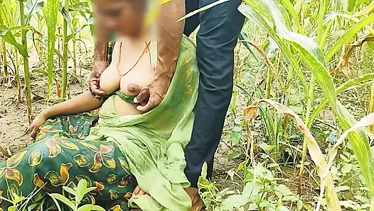 Desi Hintli baldızı Jiju'nun mısır tarlasındaki siyah kalın horozunu beğendi ve becerdin oldu