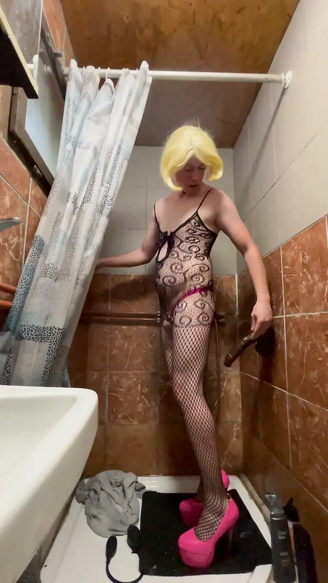 Aptal sissy orospu kendini bbc ile tatmin ediyor