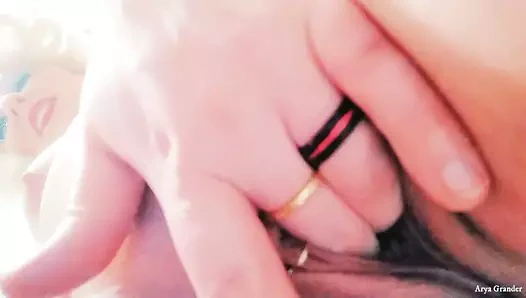 Joi banyoda ve fışkırtarak - mastürbasyon yapma talimatları - arya grander