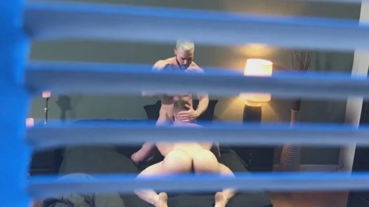 Birbirini emen iki erkeği izlemek