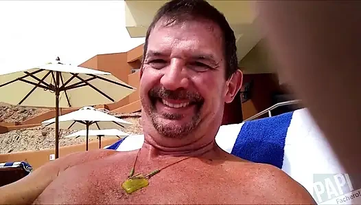 Papifachero speedosunu taktığında azıyor - cabo '19