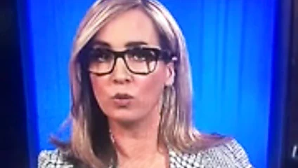 Tatlı sarışın Avusturyalı spiker