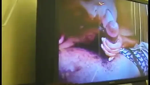 Siyah adam kırmızı iç çamaşırlı arka ateşli zenci kız arkadaşı Sinsitv'yi park ederken kendini filme alıyor