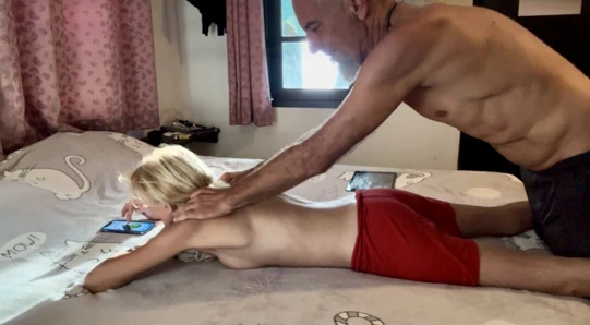 SADECE MASAJ YAPMAK ISTEDI - TROPIKAL ADADA GERÇEK EV YAPıMı SEKS