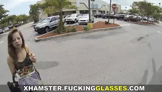 Lanet gözlükler - randevusundan önce bir seksi lanet