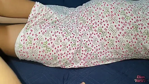 Hamile üvey kız kardeşimle ilk kez