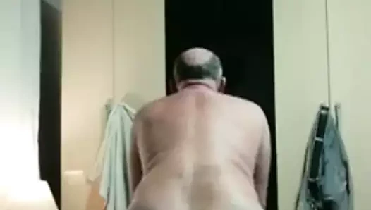 J'adore les cul poilus