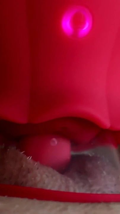 PEMBE AMCıĞıMı YE! Klitoris yalayıcı sert orgazmımı yapıyor | Klip 2