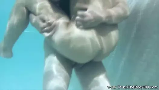 Asyalı nuru masajı orta yaşlı seksi kadın