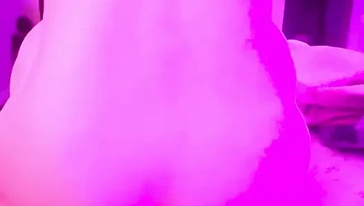 Çinli striptizci nefis Jimmy'nin gevşek amına boşalana kadar ters kovboy kız tarzına biniyor