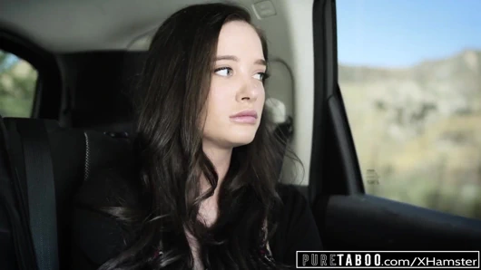 Saf tabu gia paige'in 2 üvey kardeşiyle ilk dp'si