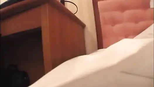 Sallanan götünü kontrol et!