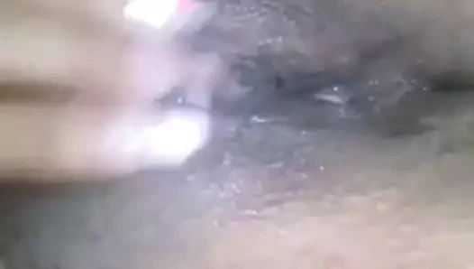 Amiga de universidad me envia un video de su chocha