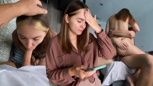 Hastalandım ve doktor beni yarağı ve büyük yüze boşalmayla tedavi etmek için deneysel bir yöntem kullandı