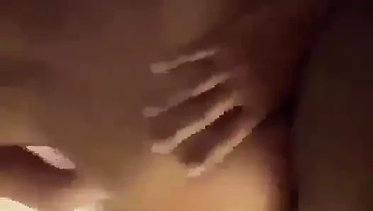 Pe la spate cu orgasm