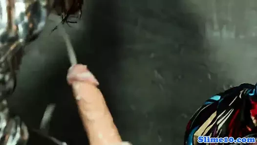 Samantha b duşta boşalmak