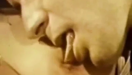 Kedi oyun sonra emmek kapalı bağbozumu döngü