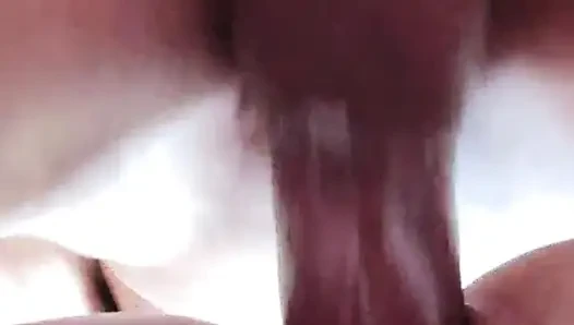 Aldatan evli kadın, döllenmeyle biten ırklararası seks - yakın çekim