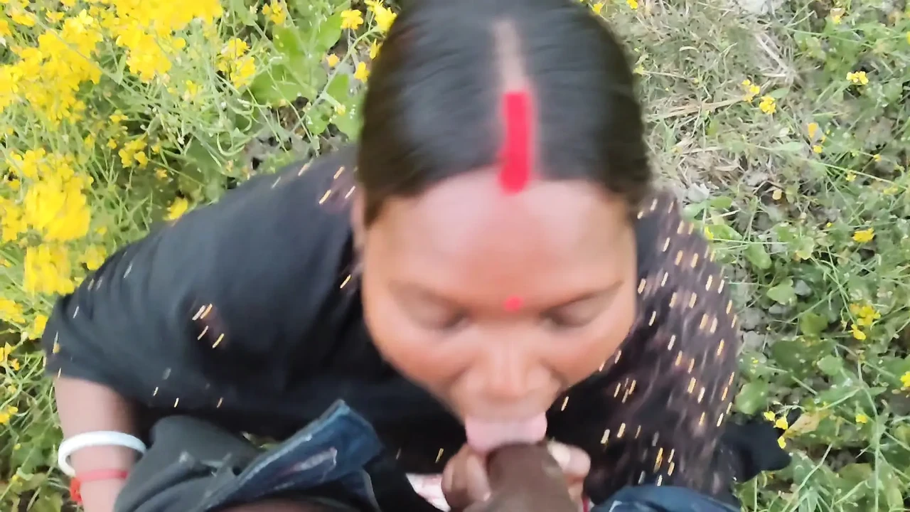 New: Pados Ki Bhabhi Ko Sarso Ka Khet Mein Lekar Gaya Feat Sexydebart By Faphouse (Latest) - Austria Special