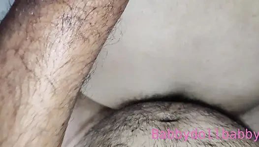 Kız arkadaşıyla anal seks yapıyor