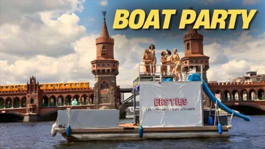 Ersties - tekne partisi - 5 yaramaz amatör göğüslerini dünyaya gösteriyor (bölüm 1/4)