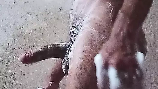 Neredeyse komşu tarafından yaramazlık yaparken yakalanıyordum hahaha
