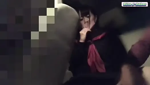 Yetişkin kız arkadaş derine alınıyor, kontrolünü hızlı kaybediyor, ham ısı zirveleri, derin dölleme bitirişi!