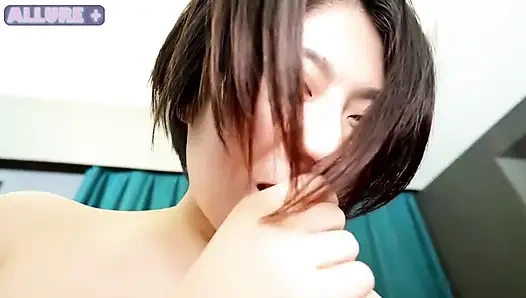 Genç evli kadın belgeseli ilk kez filme alıyor