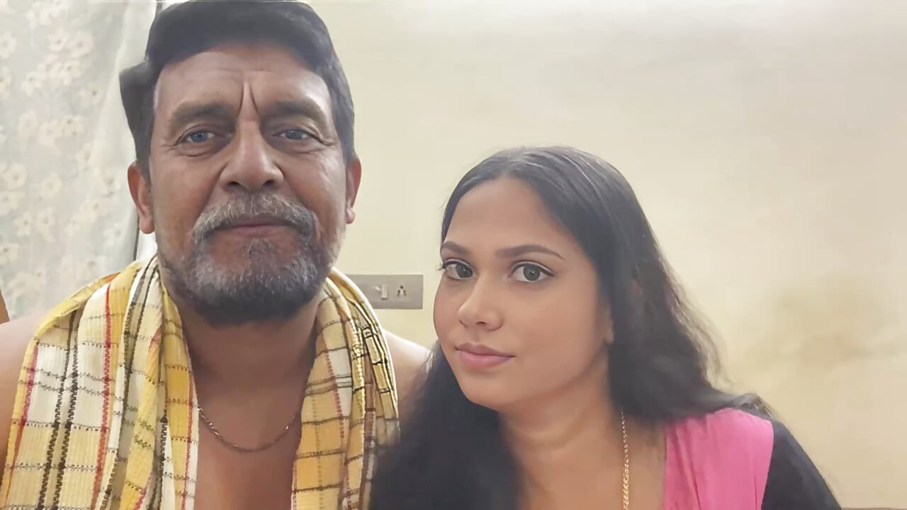 Hot curvy Teen Take care of her wealthy step Grandpa's needs