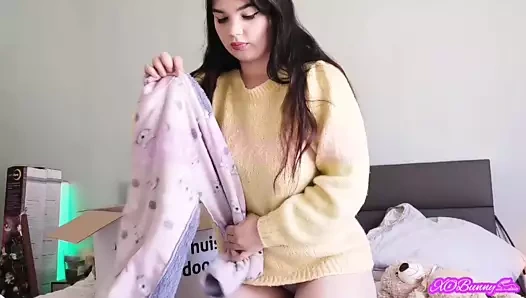 Kışlık kıyafetleri paketlemek ve osurmak (tek hayranlarım için 6 dakikalık tam video)