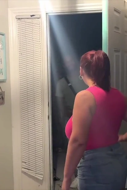 Мэтт Бишоп Andi Peacock обожает ночевать со мной!!