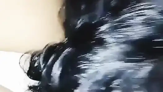 Mutlu aile ve ben ailenin pembe külotunu giyiyoruz, Lankalı çift videosu