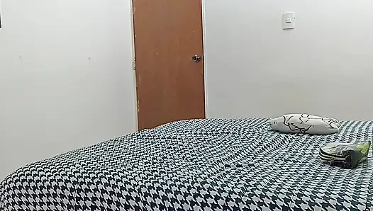 I filmed my stepsister masturbating in her room. Spanish porn.