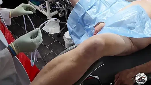 Hanna Engelss - Kateter girişi ve idrar çıkışı