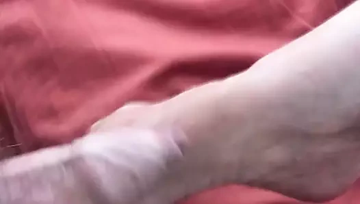 ciklet ayak parmakları